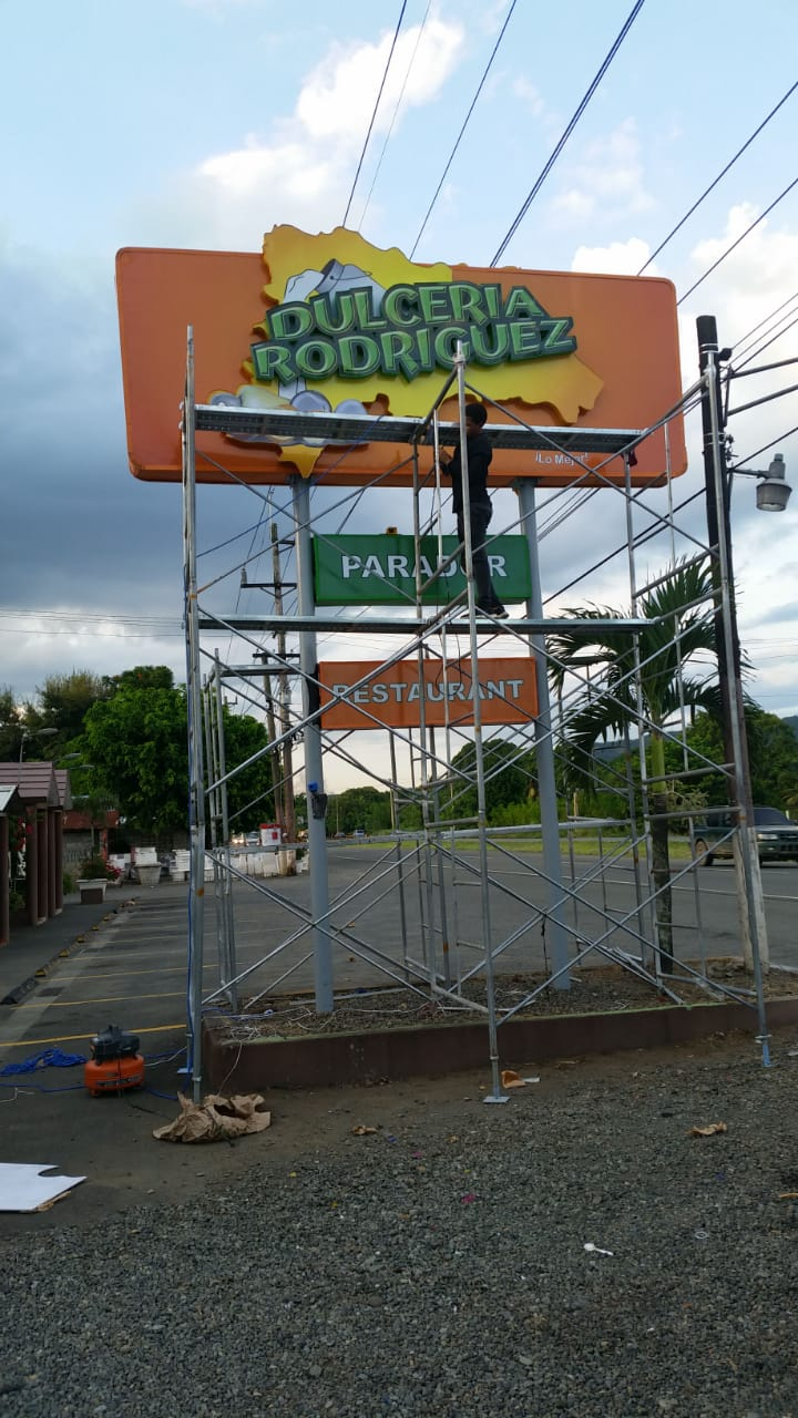 Rótulo de Dulcería Rodríguez